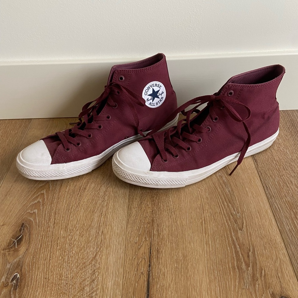 DISCONTINUED RARE Converse Men’s Sneakers
